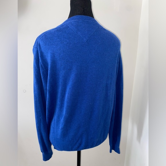 Tommy Hilfiger men’s sweater medium - Picture 2 of 3